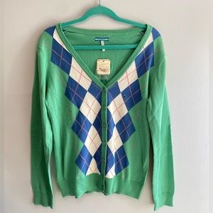 G.H. Bass & Co Preppy Green Diamond Cardigan Sweater
